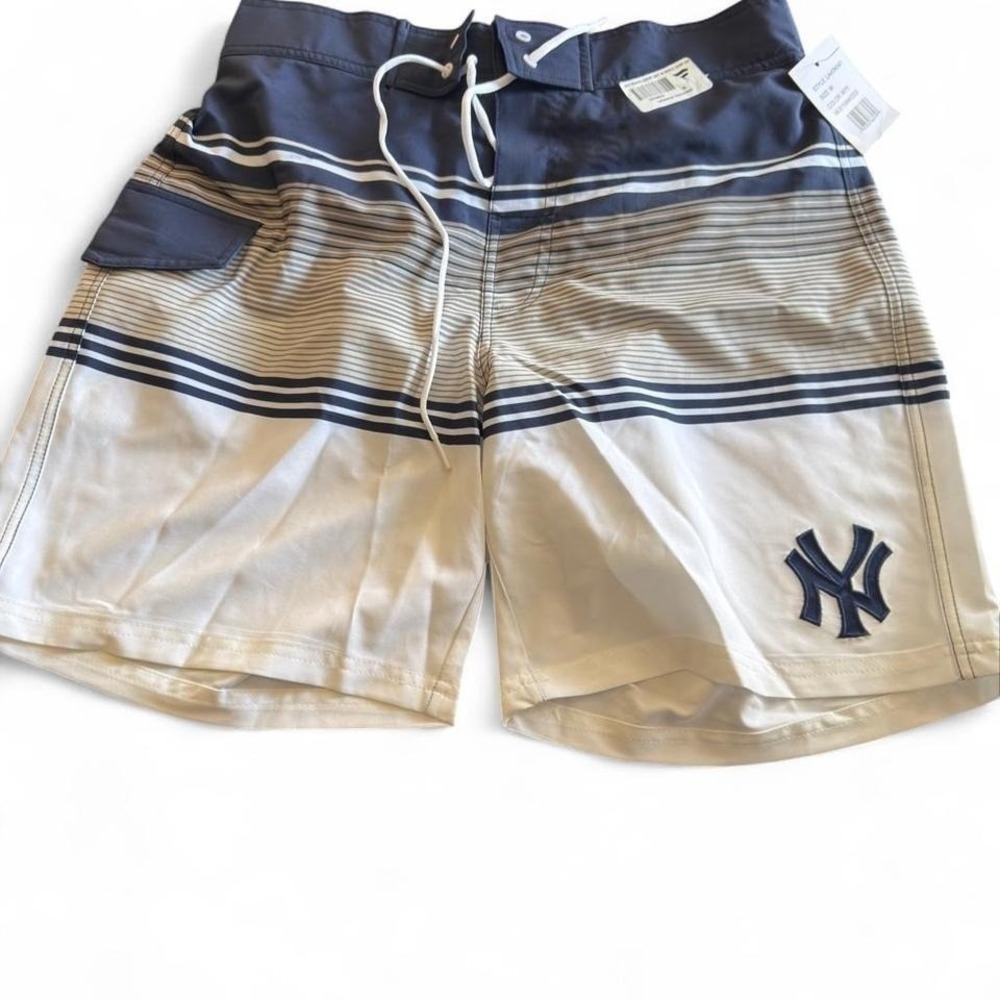 New York Yankees MLB Board Shorts Mens Medium Navy White Striped Swim Trunks New